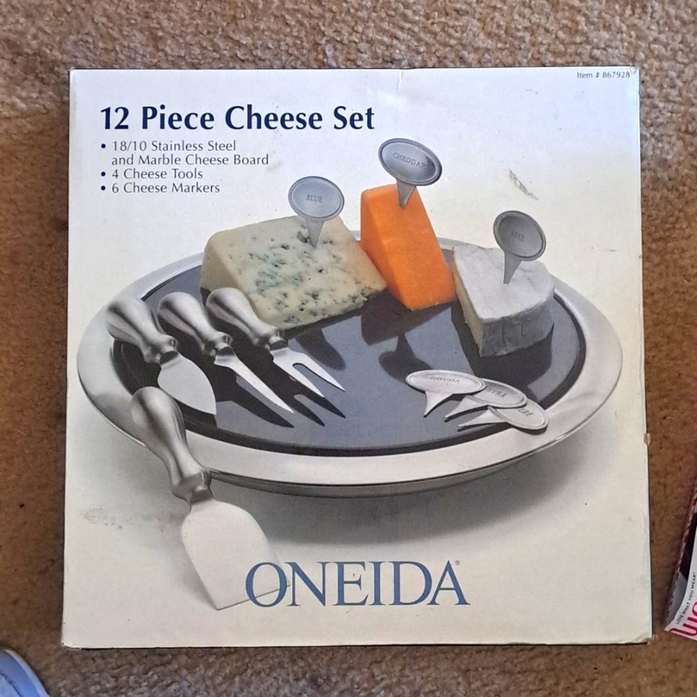 12 piece cheese serving set